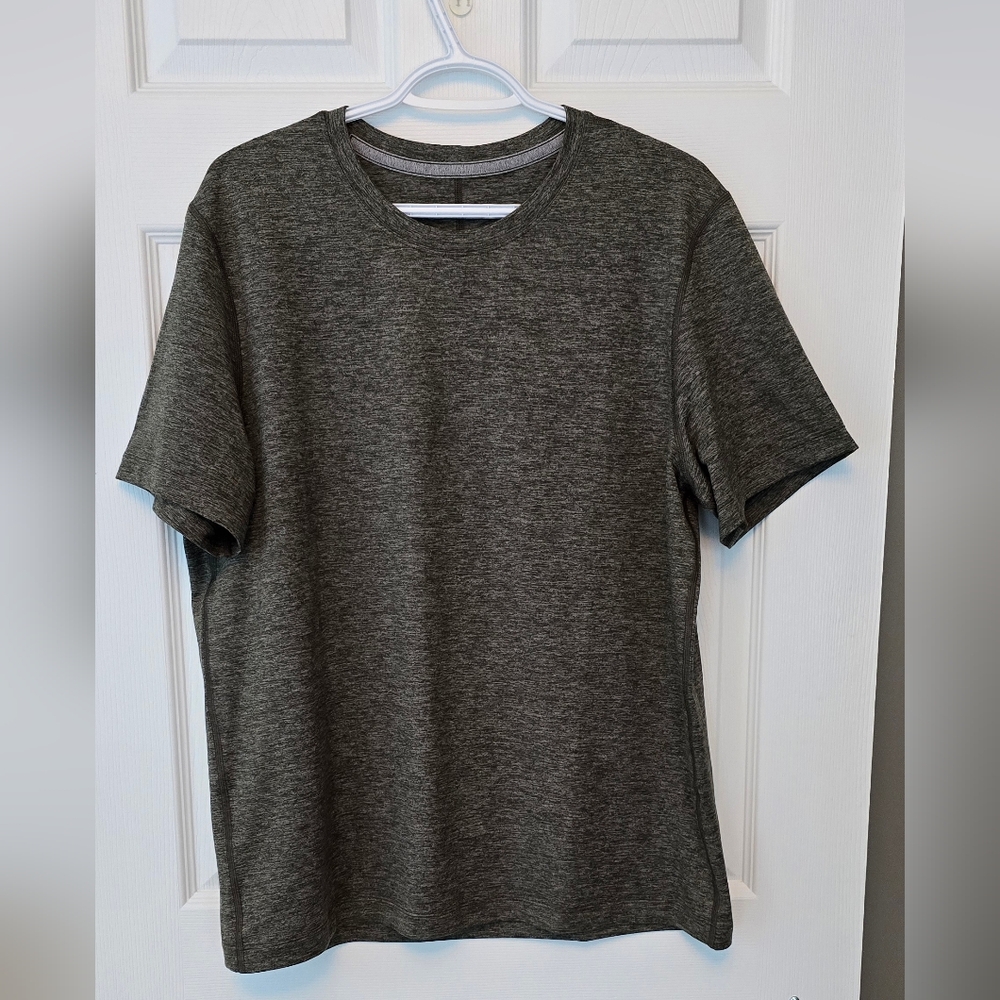 Lululemon TShirt